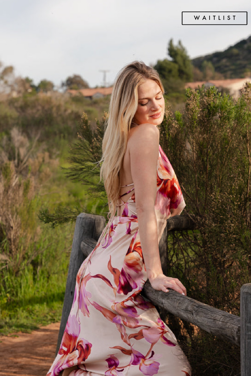 floral print halter maxi dress Waitlist 9/20 • Rowan Sleeveless Pink SMALL Details: Skirt Slit Style Guide: What to The bias Size:M～L