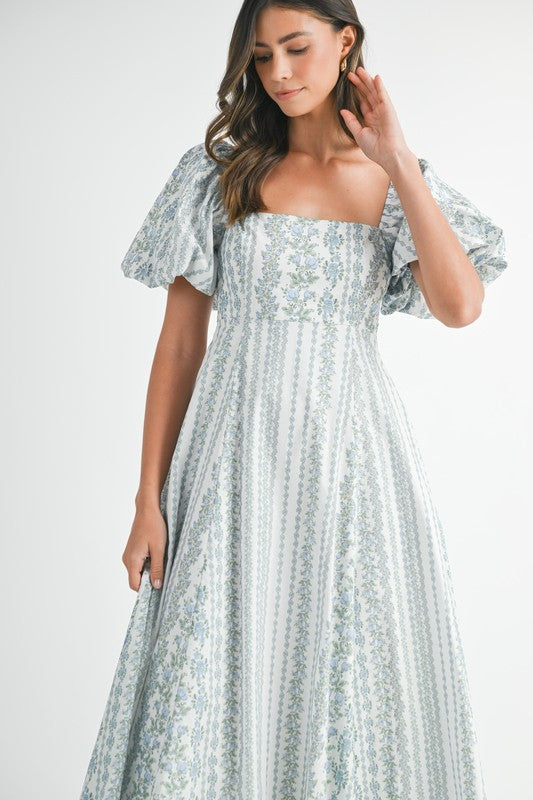 Stella Short Puff Sleeve Floral Print Midi Dress Blue LARGE Stella Short Puff Sleeve Floral Print Midi Dress Blue LARGE