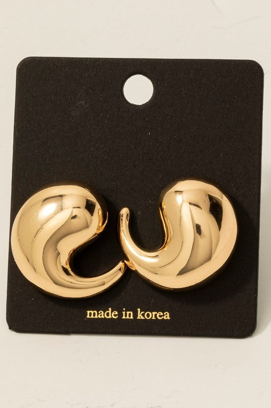 Spiral Metallic Tear Stud Earring Gold