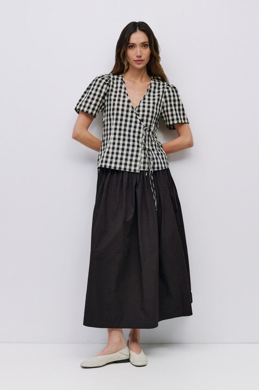 Short Puff Sleeve Front Tie Gingham Print Top Black