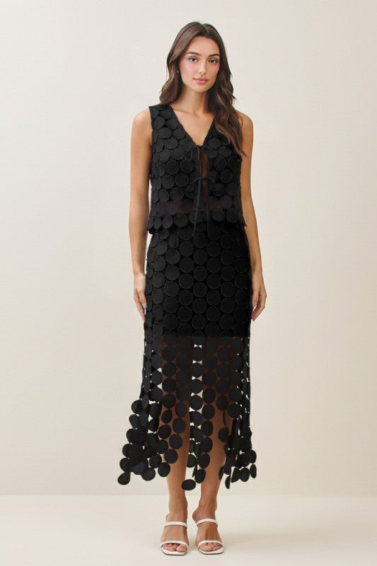 Sleeveless Front Tie Circle Crochet Top Black