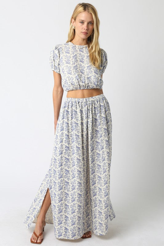 Short Sleeve Crop Top And Floral Skirt Set Blue