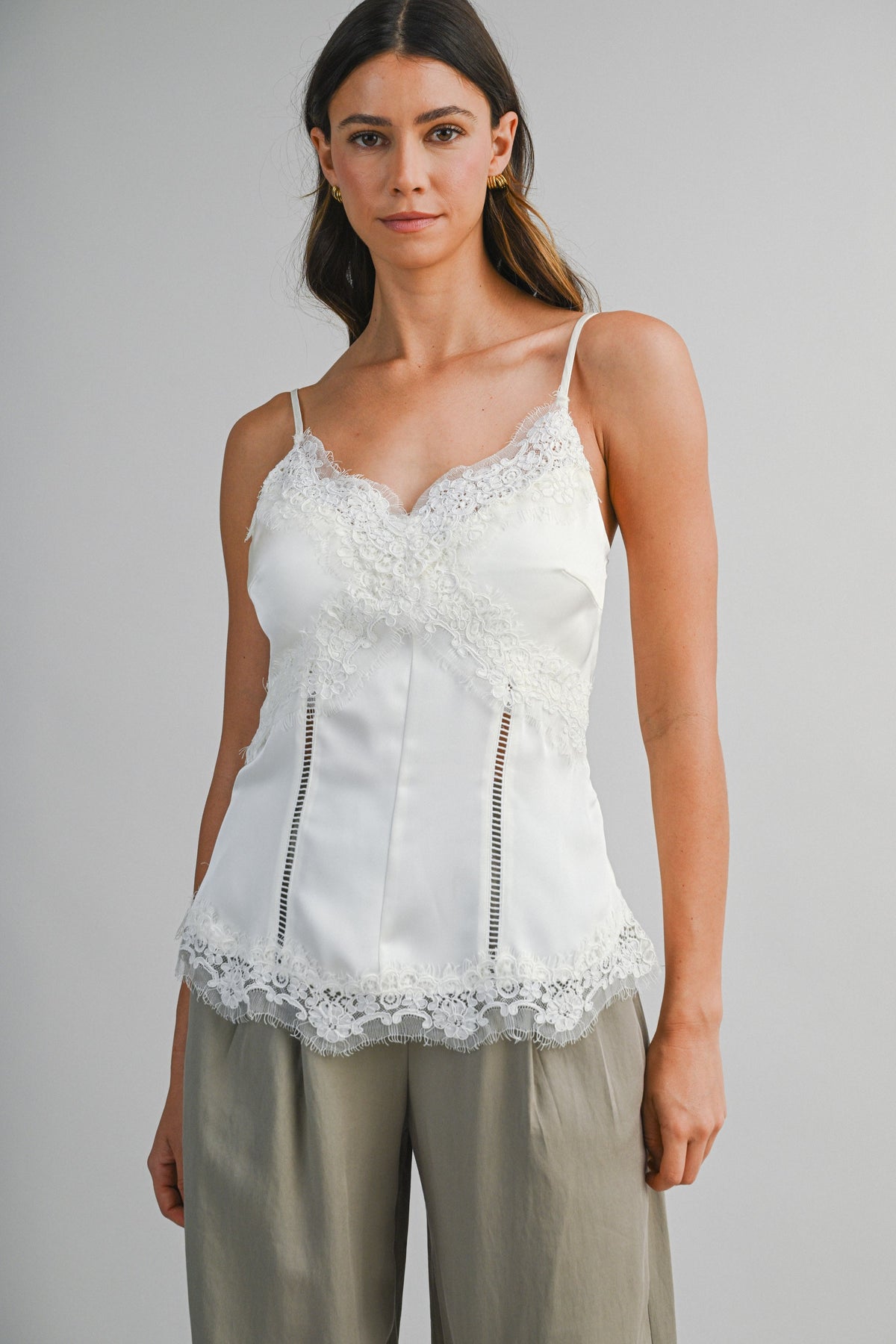 Sleeveless Dreamy Lace Trim Satin Cami Top Cream