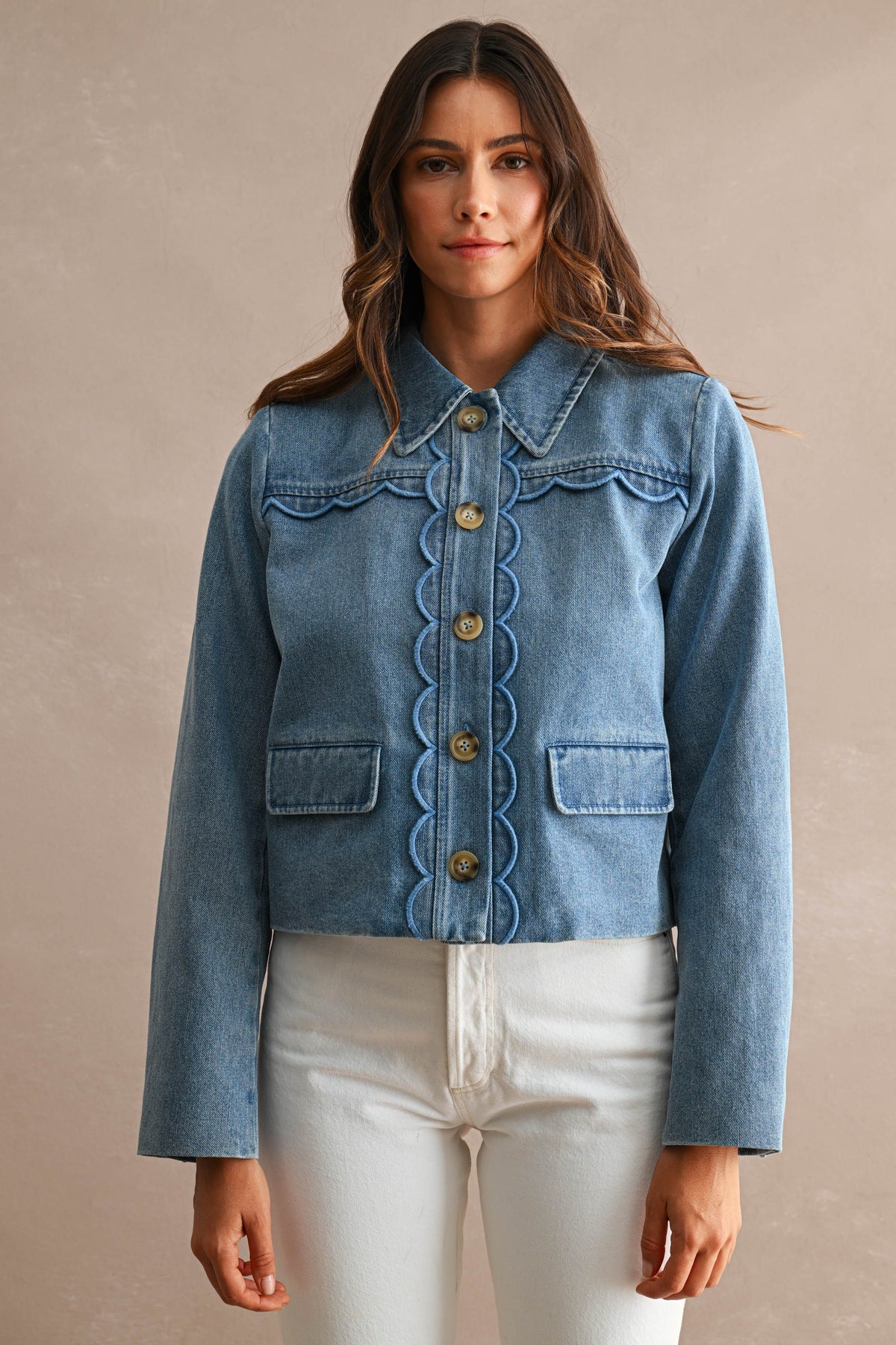Long Sleeve Scallop Denim Jacket Medium Wash