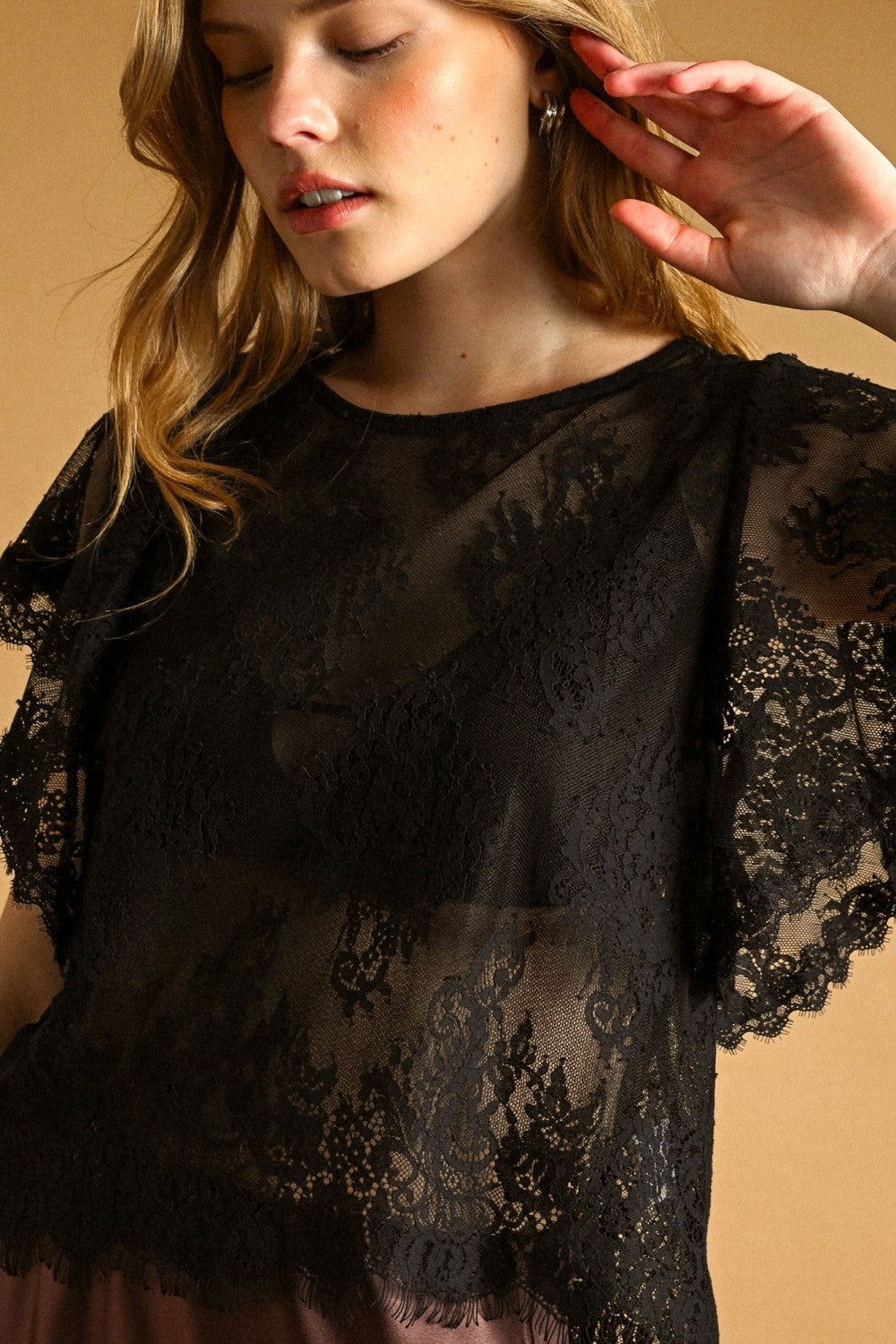Short Cap Sleeve Elegant Lace Top Black