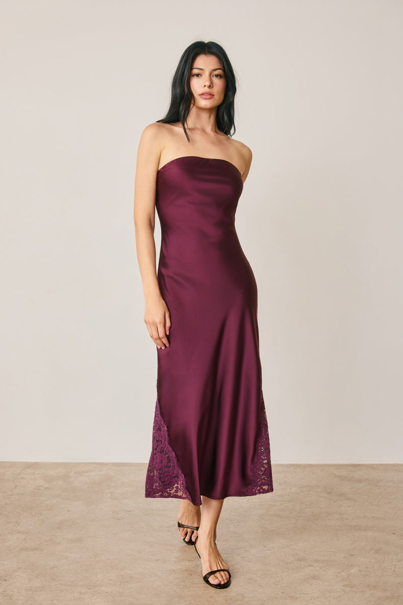 plum midi dress Jessica In Rhea Costa Elevate your ensemble with the Arielle Off Shoulder Ruffle Midi Dress Plum Purple Bustier Midi Bodycon