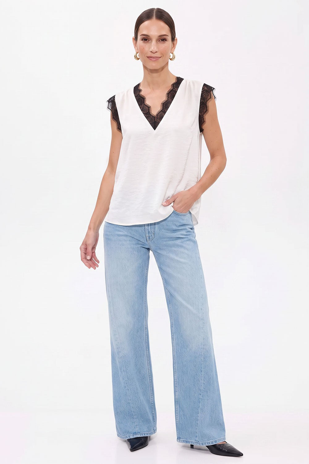 Sleeveless Romantic Lace And Satin Top White