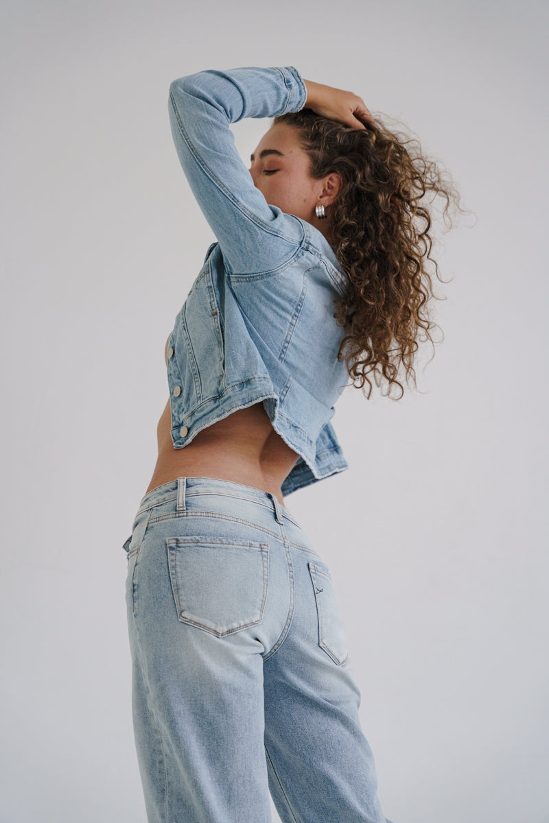 Long Sleeve Denim Jacket Light Wash