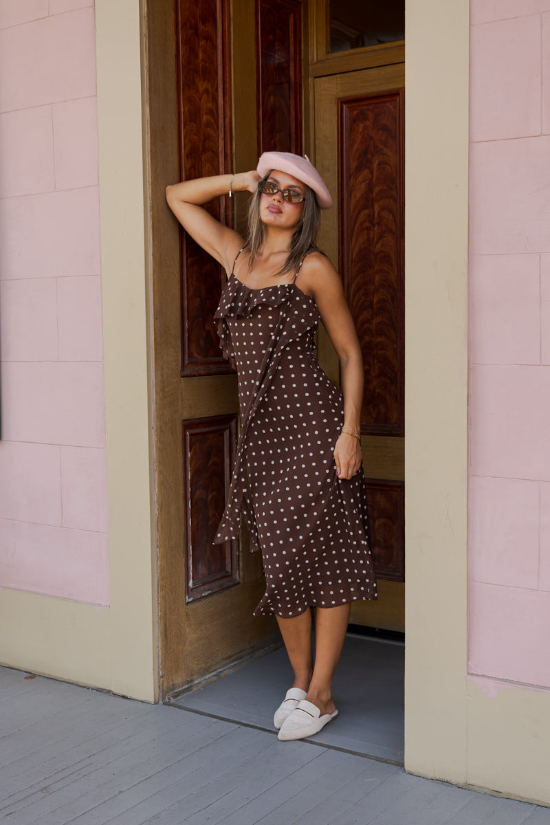 Sleeveless Polka Dot Print Midi Dress Brown