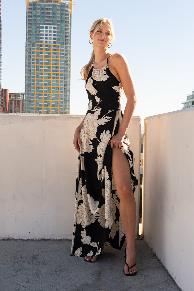 Sleeveless Halter Floral Print Maxi Dress Black
