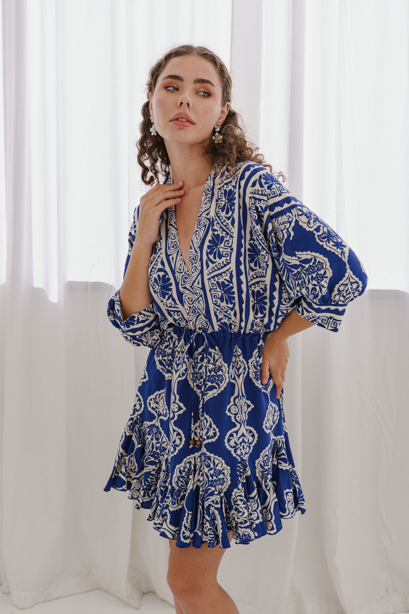 Elara 3/4 Dolman Sleeve Waist Tie Abstract Print Mini Dress Blue SMALL Elara 3/4 Dolman Sleeve Waist Tie Abstract Print Mini Dress Blue SMALL