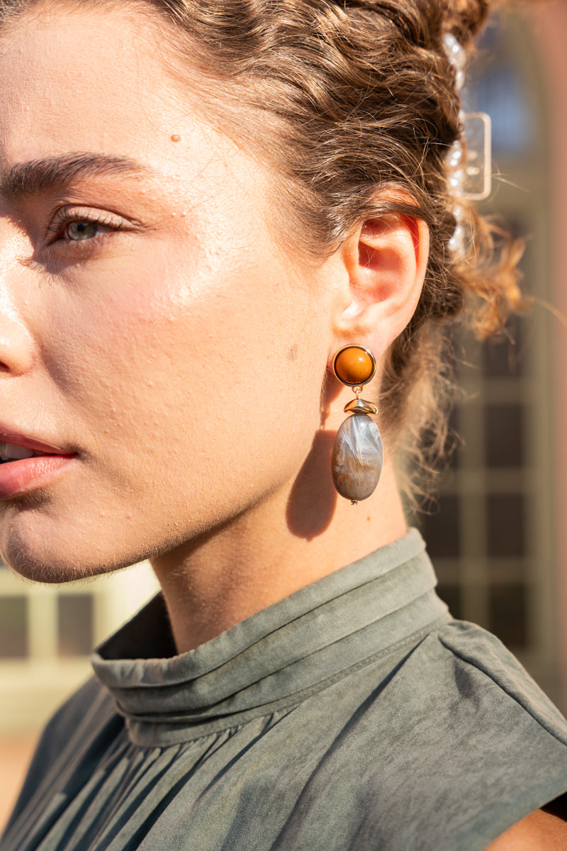 Oval Drop Earrings Gold Amber Grey