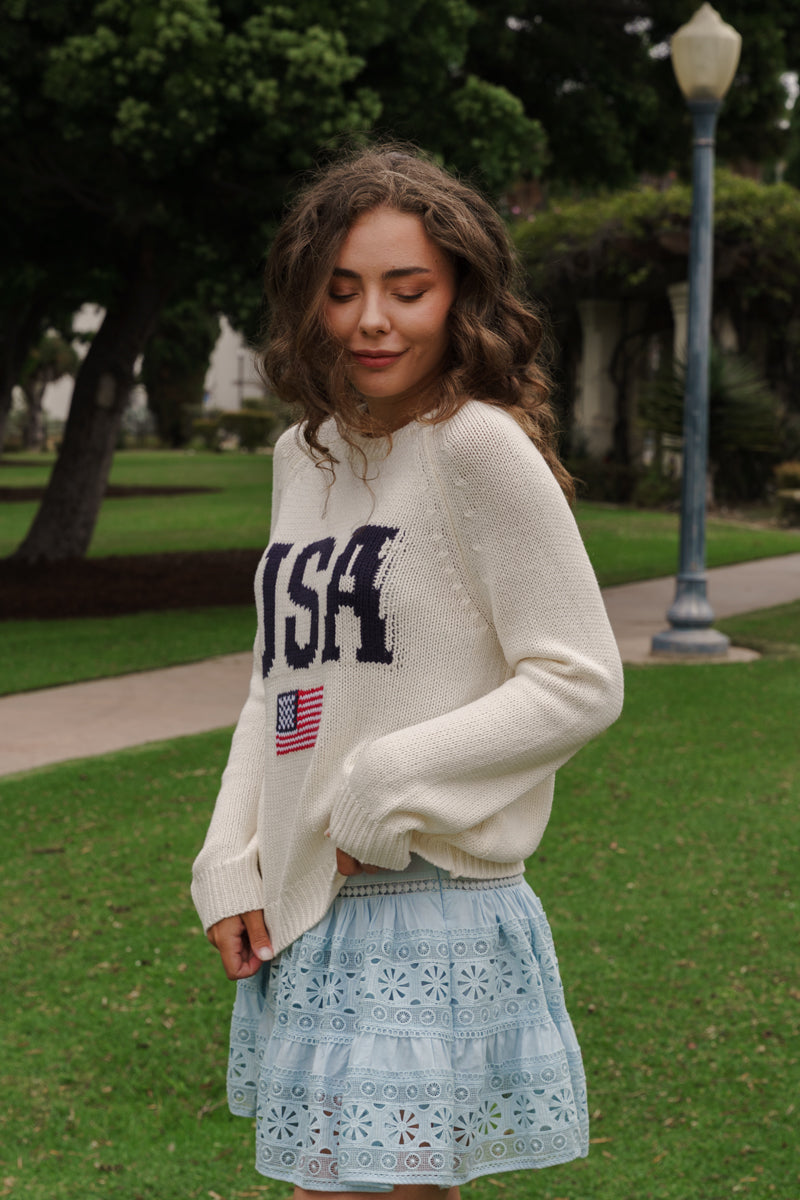 Print Long Sleeve Sweater Cream