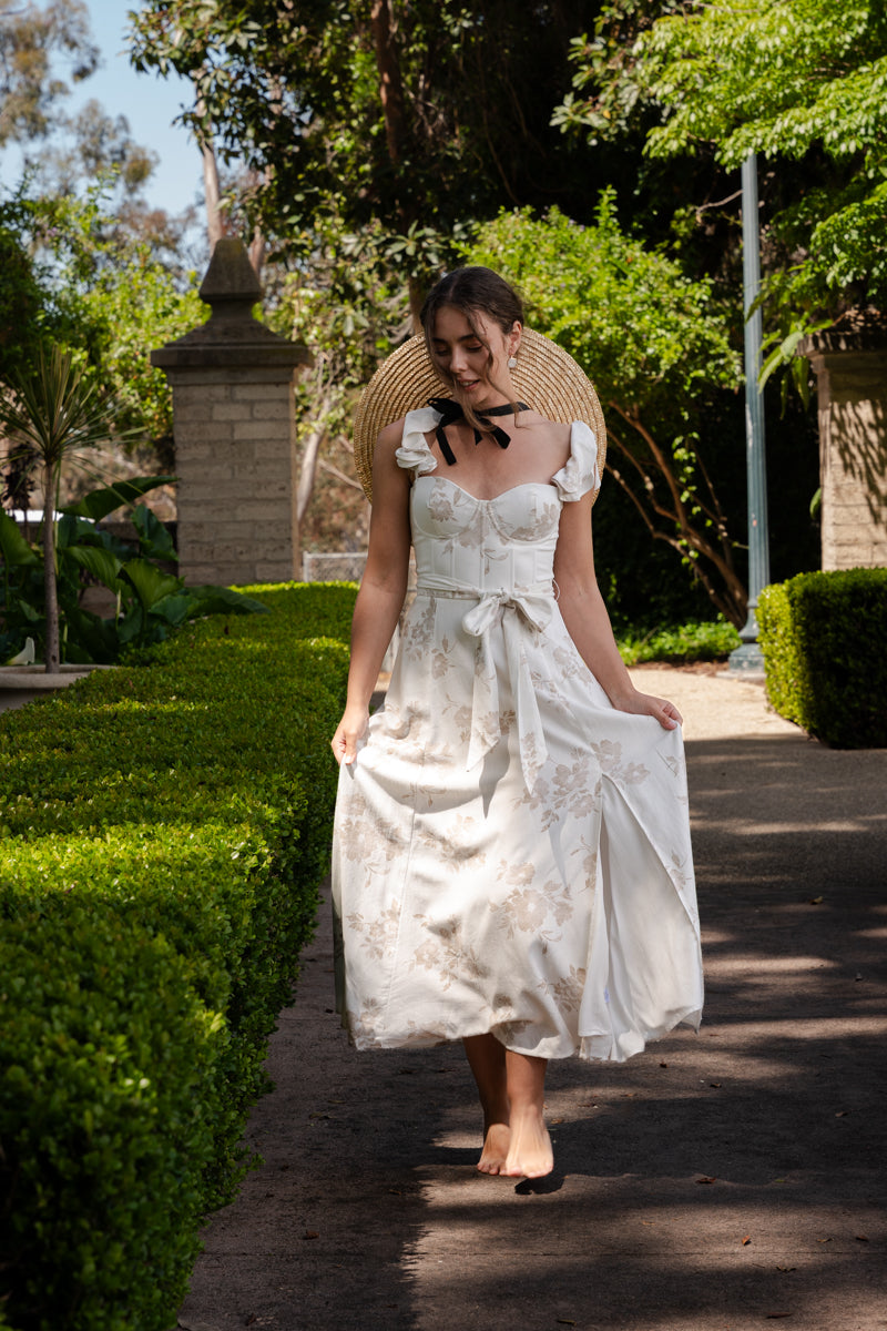 floral maxi dress flutter sleeve VENUS Flutter Sleeve Maxi Dress | Dopamine Floral
