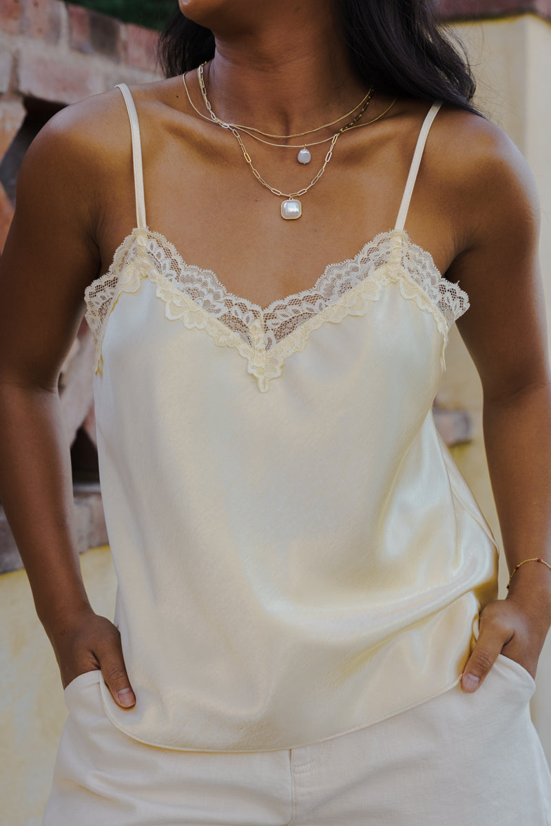 Double Faux Pearl Layered Pendant Necklace Gold