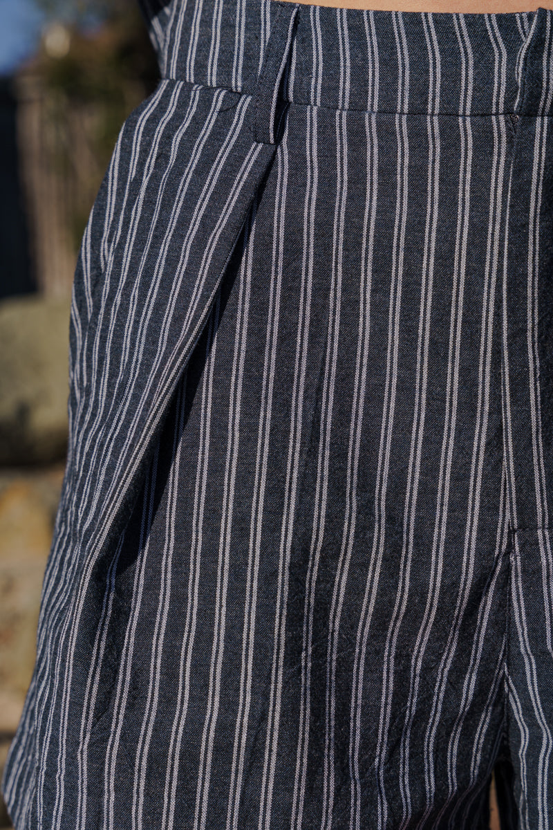 High Waist Stripe Print Shorts Navy