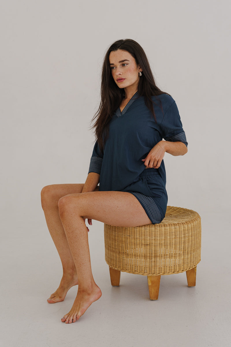  High Waist Contrast Stitch Shorts Navy