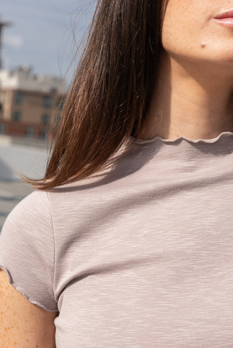 Short Sleeve Crop Top Mocha