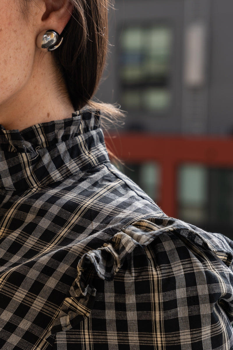 Spiral Metallic Tear Stud Earring Silver