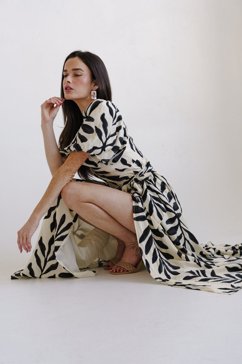 Short Bubble Sleeve Palm Print Wrap Maxi Dress Black