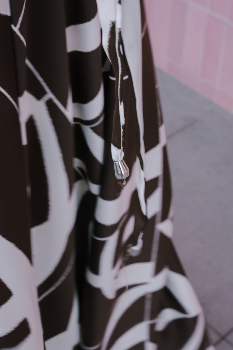 Sleeveless Waist Tie Abstract Print Maxi Dress Brown