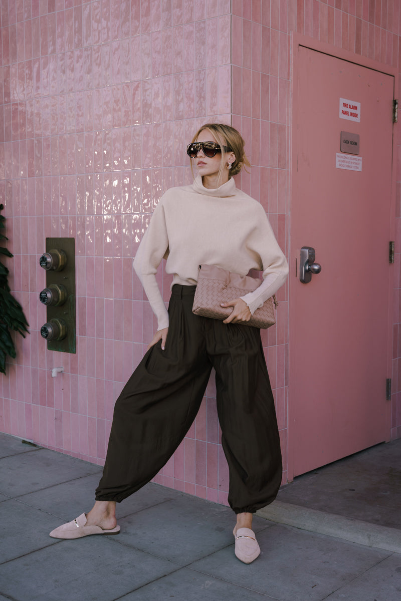 Long Sleeve Turtleneck Ribbed Knit Sweater Cream