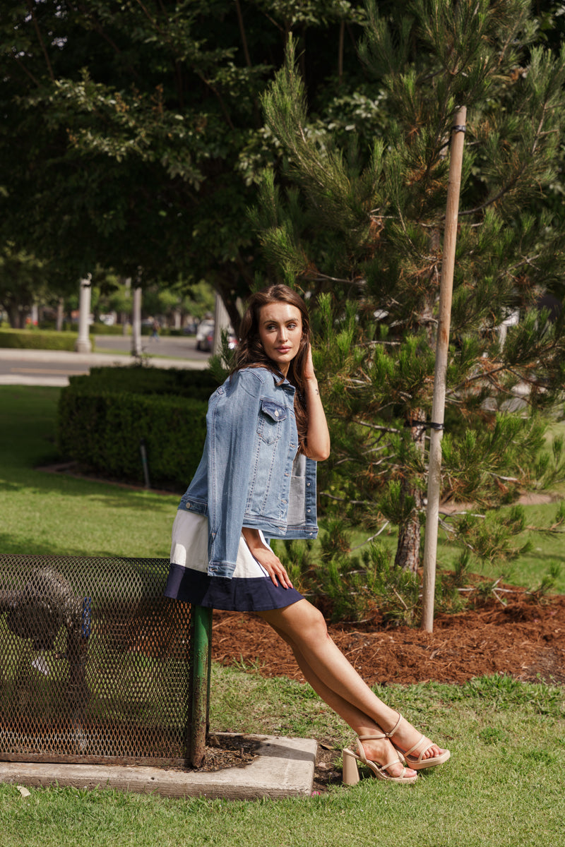  Long Sleeve Denim Jacket Light Wash