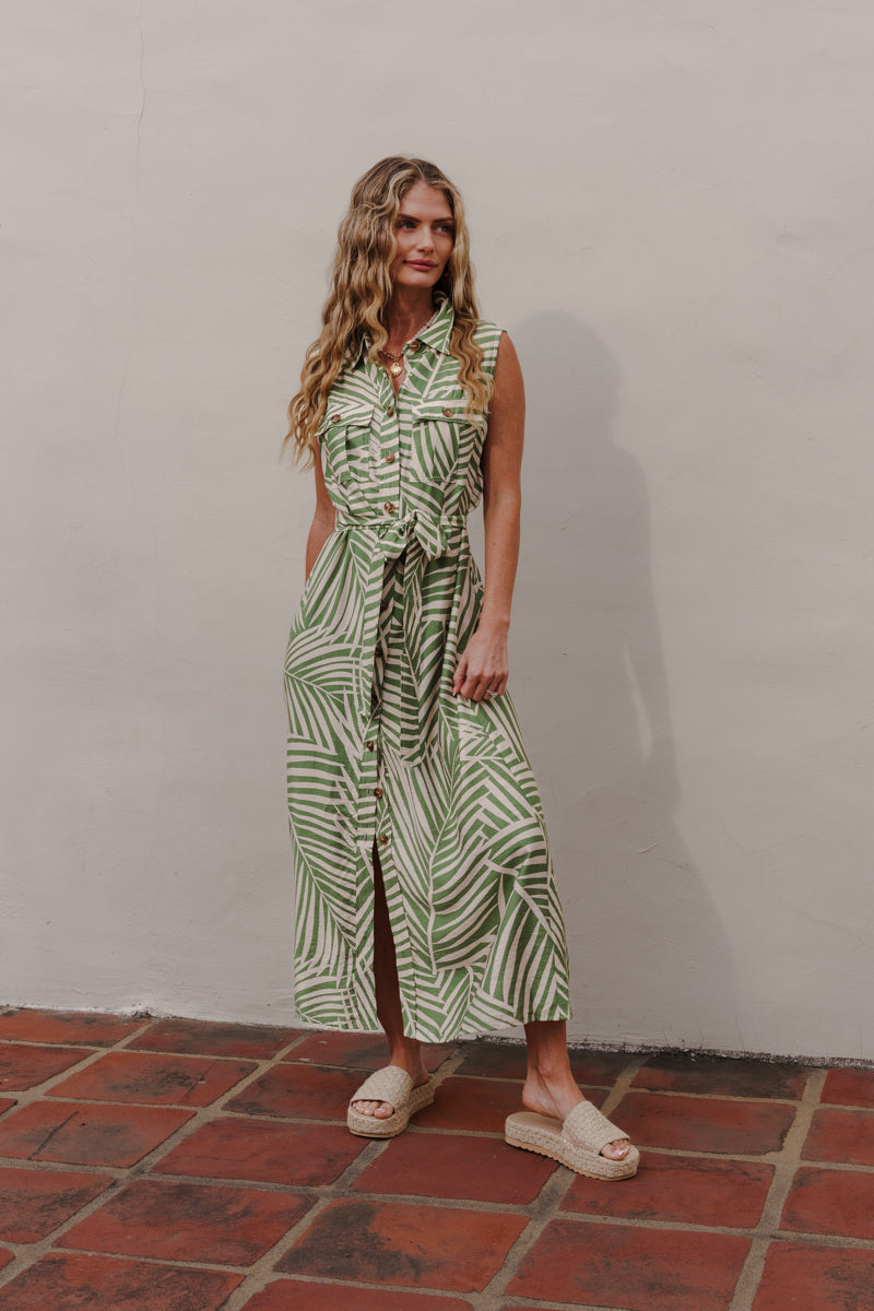 Chunky Beaded Shell Pendant Necklace Gold