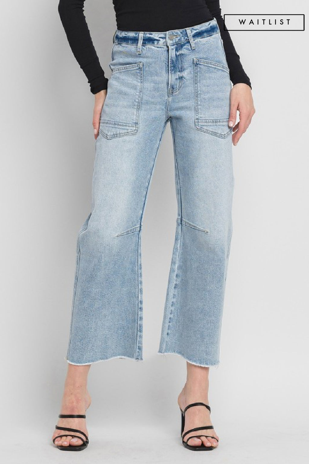 High Rise Cropped Barrel Jeans Light Wash