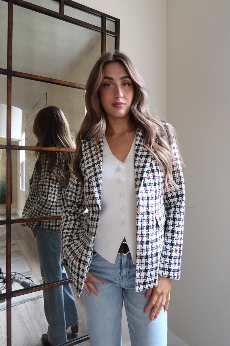 Sleeveless Button Down Knit Vest White