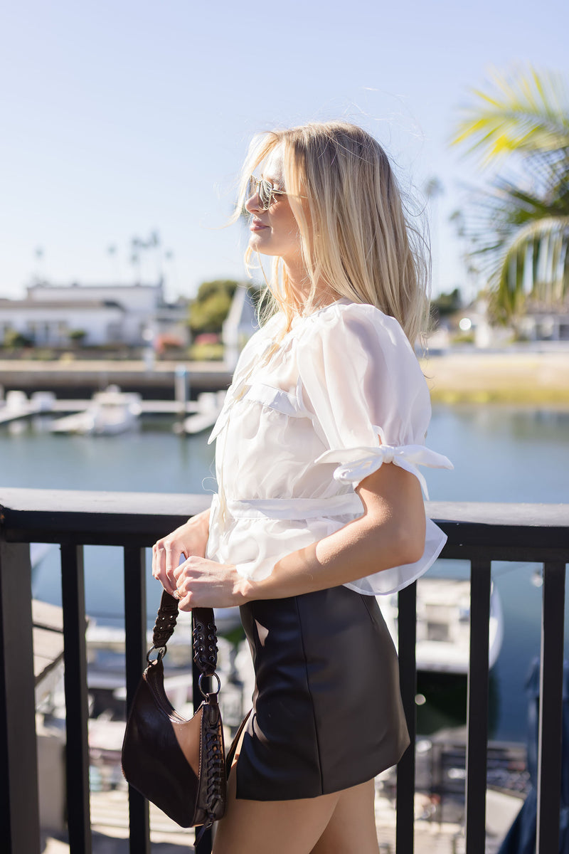 hort Puff Sleeve Sheer Contrast Bow Tie Peplum Top White