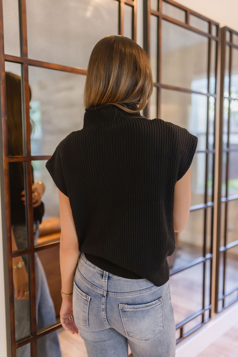 Short Sleeve Sweater Black