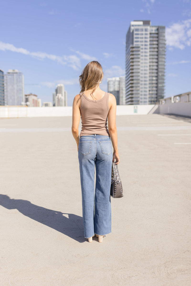 Kira Sleeveless Ribbed Top Mocha