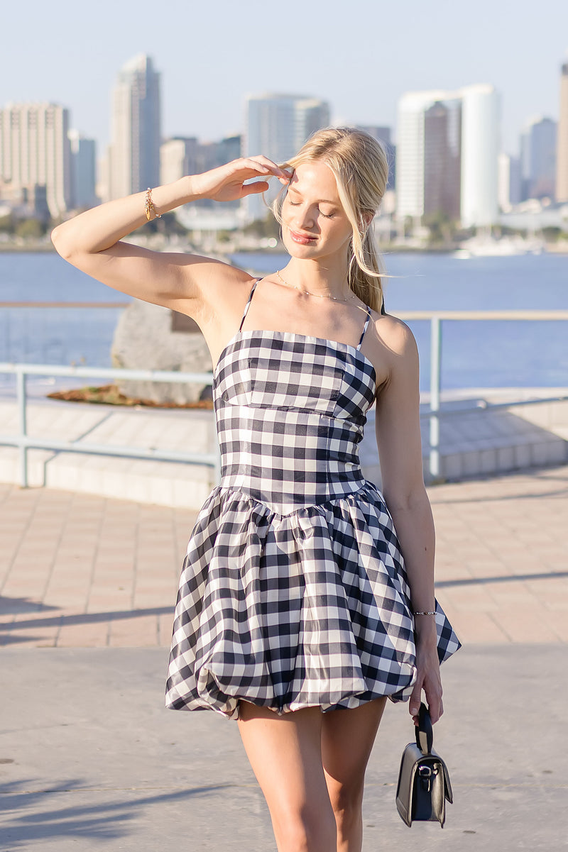 Sleeveless Gingham Print Mini Dress Black