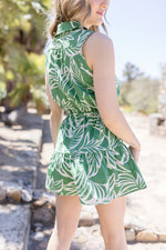 Sleeveless Waist Tie Tropical Print Romper Green