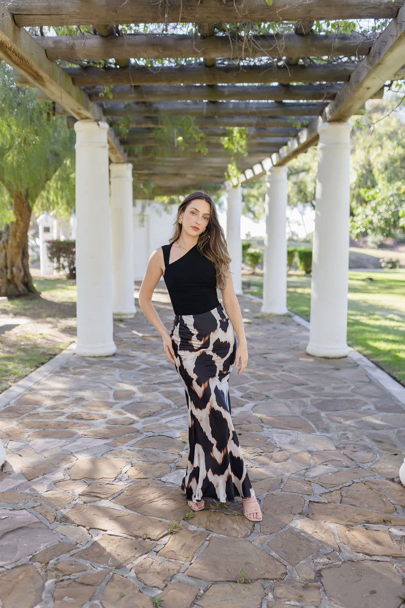 Sleeveless Asymmetrical Top Black