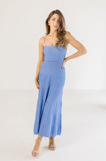  Sleeveless Pleated Knit Midi Dress Blue