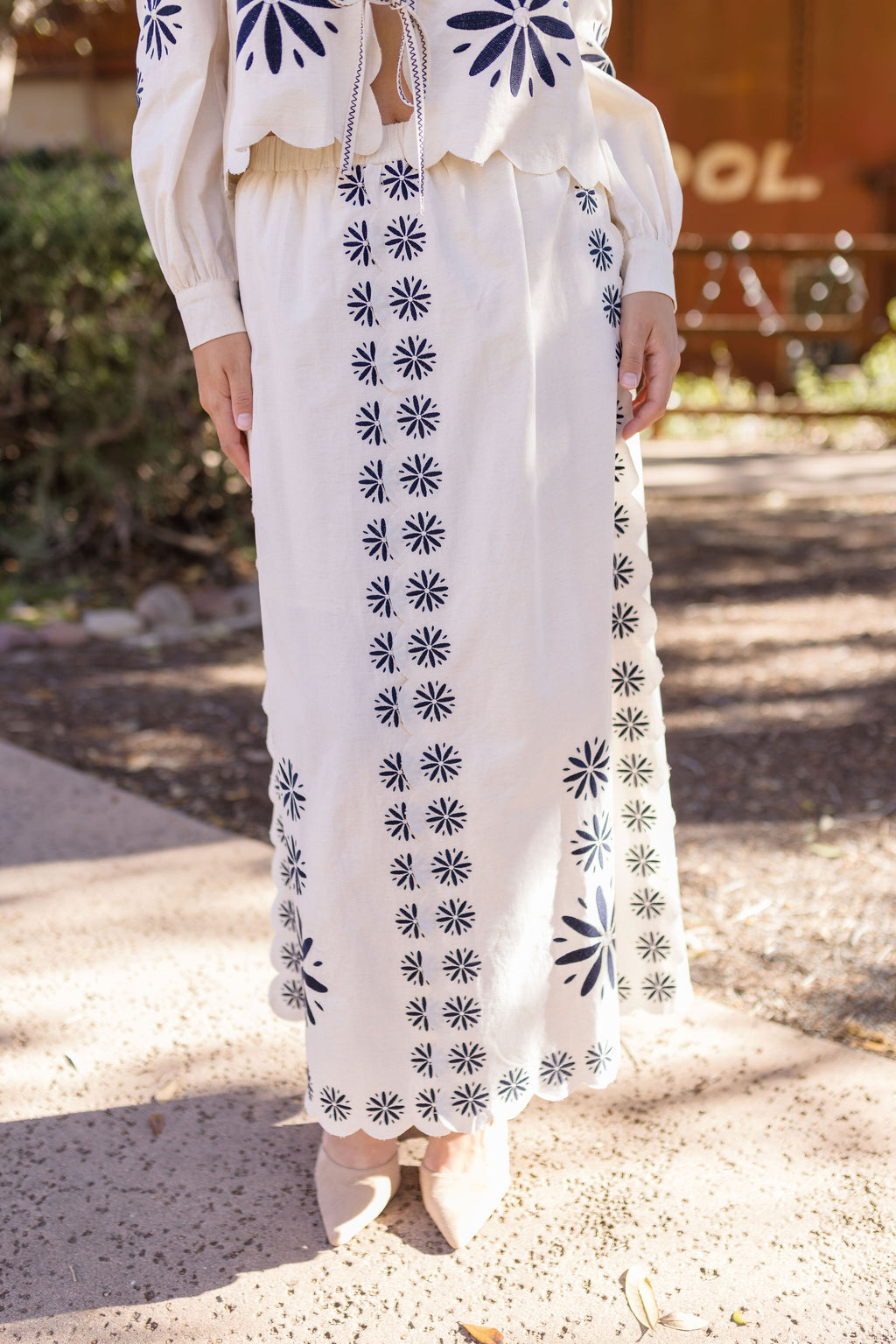 High Waist Floral Embroidered A-Line Midi Skirt Cream