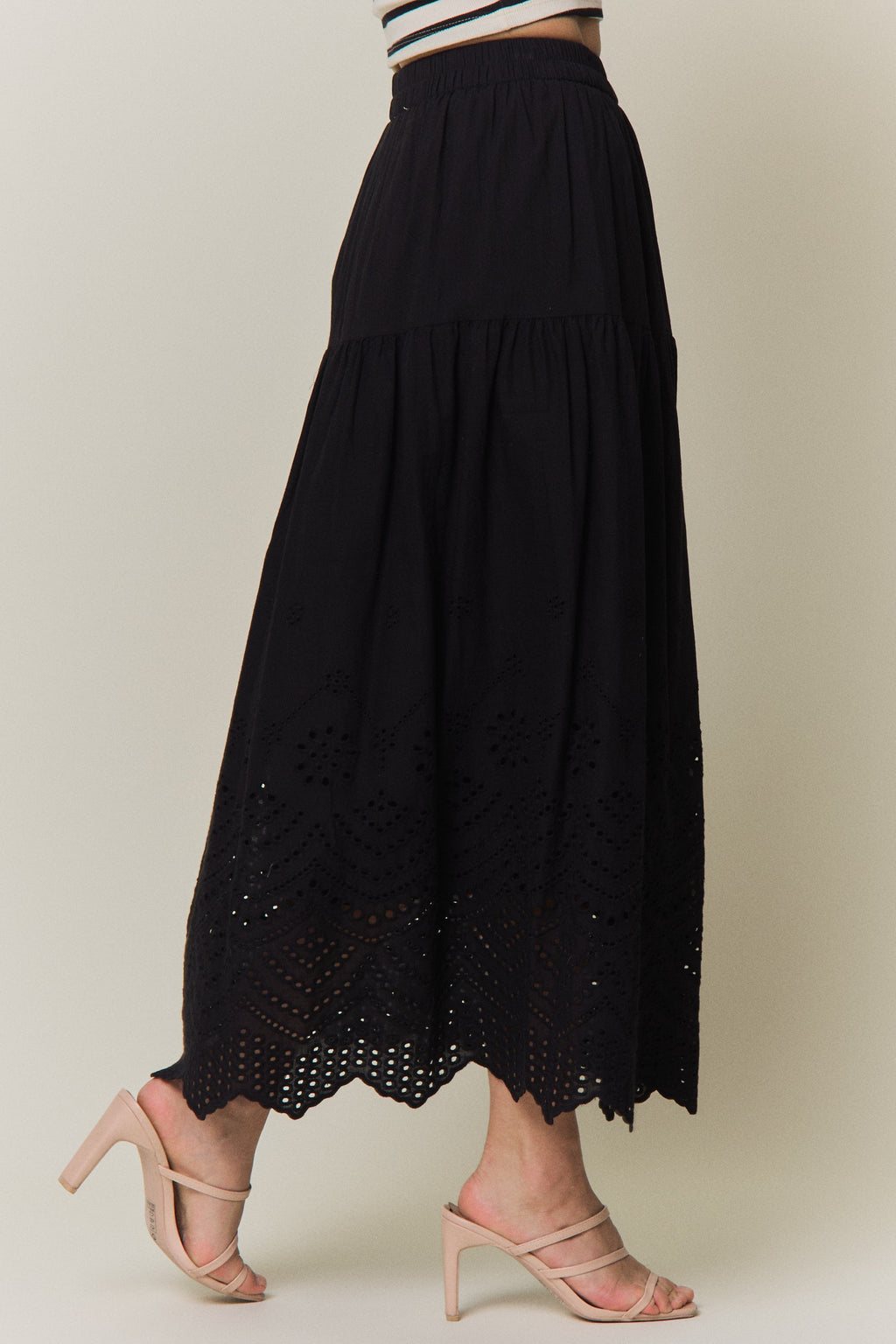 High Waist Tiered Eyelet Scalloped Midi Skirt Black