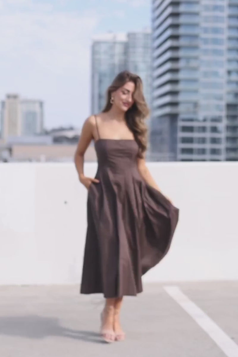 Sleeveless A-Line Midi Dress Brown